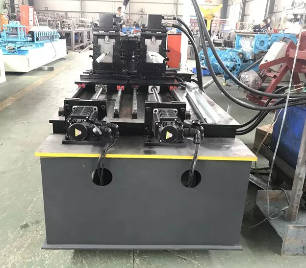 แสง Gauge Keel C U OMEGA Stud และ Track Roll การสร้างเครื่องจักร