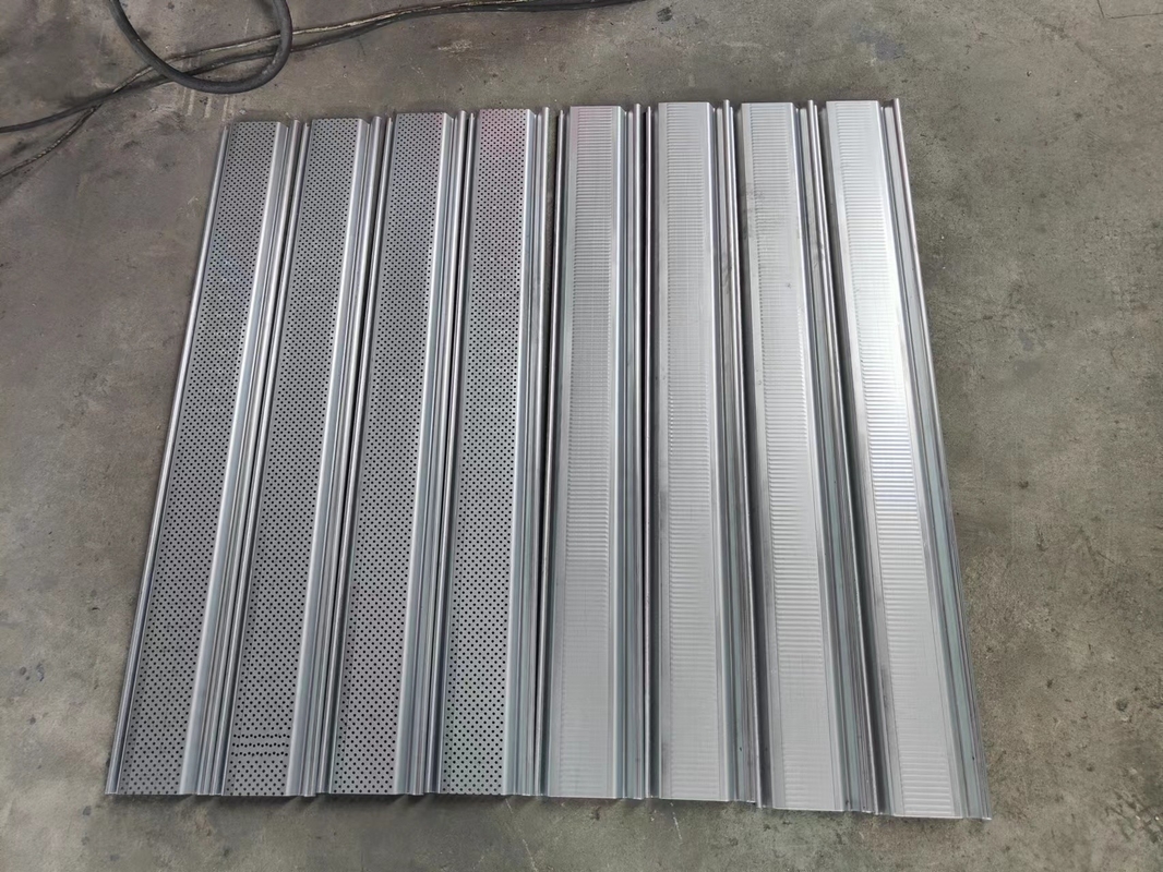 โรลลิ่งสแถบชัตเตอร์ประตูม้วนขึ้นรูปเครื่อง Roll Up Design Chain Driving