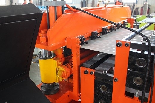 เครื่องขึ้นรูปม้วนโปรไฟล์ Ibr และลูกฟูก Double Layer Type