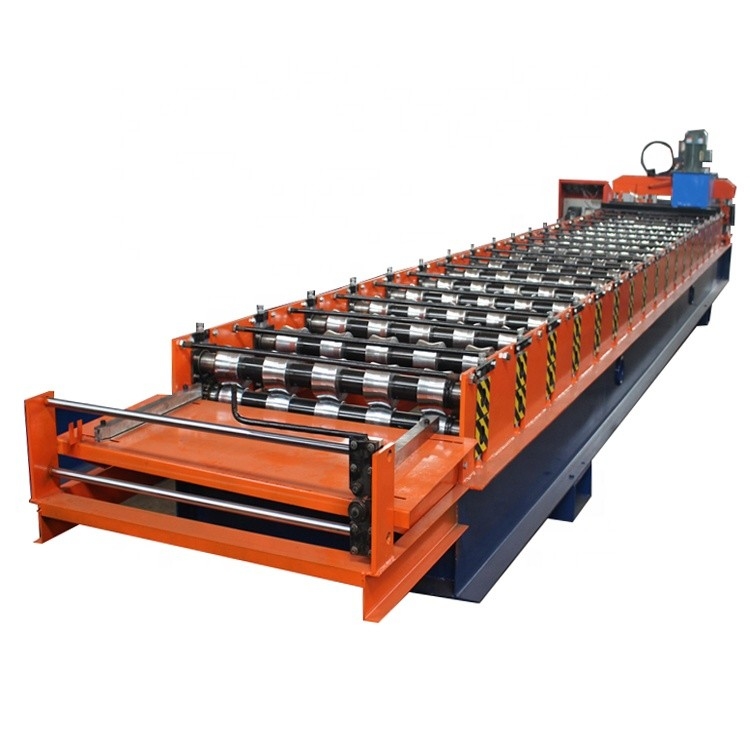 Trapezoid Type 5 Rib เครื่องขึ้นรูปม้วนกระเบื้องหลังคาไฮดรอลิกควบคุม PLC