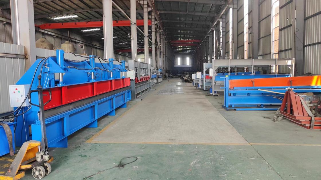 380V / 50HZ ปุ่มสวิทช์เท้าควบคุมเครื่องกดไฮดรอลิกสําหรับ 3000 มม 1.5 มม