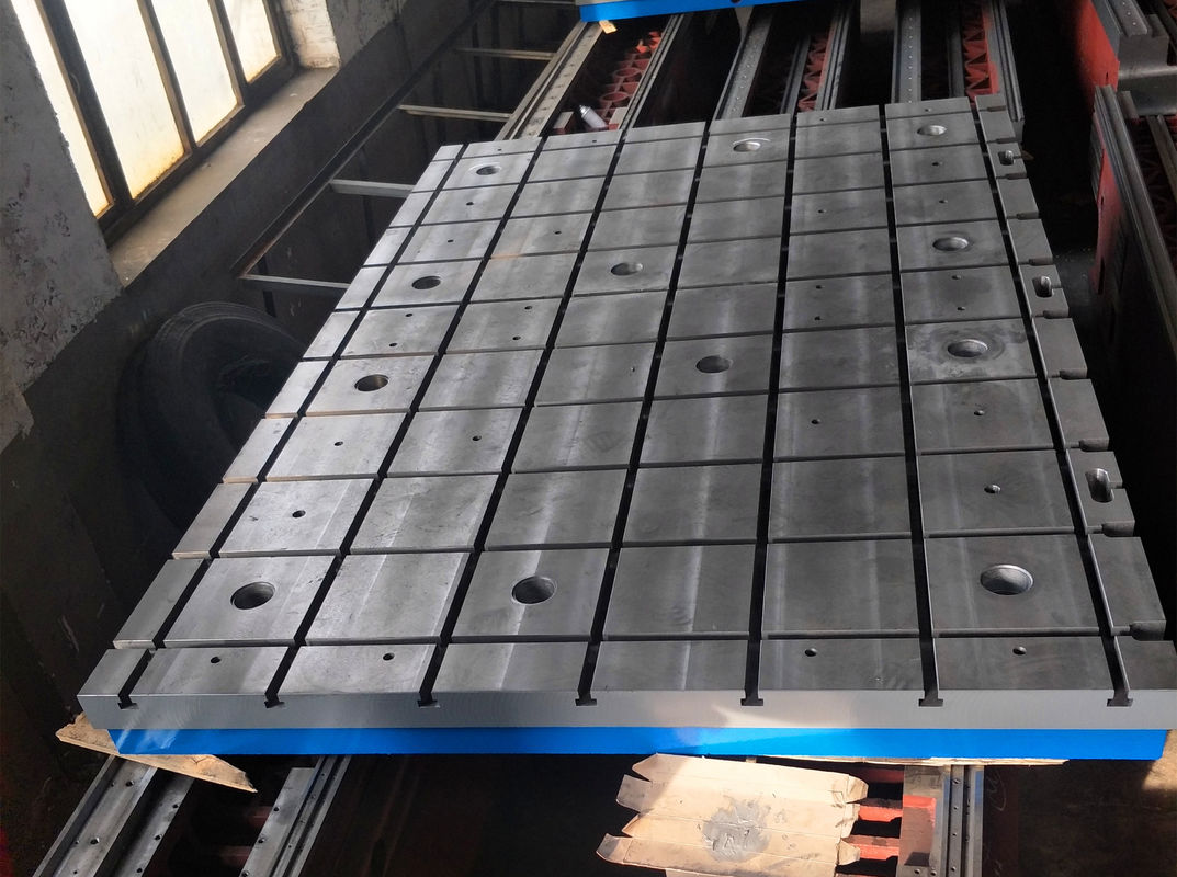 แผ่นเตียง Slotted ที 3.05 X 2.54 เมตรทำเครื่องหมายความแม่นยำสูง