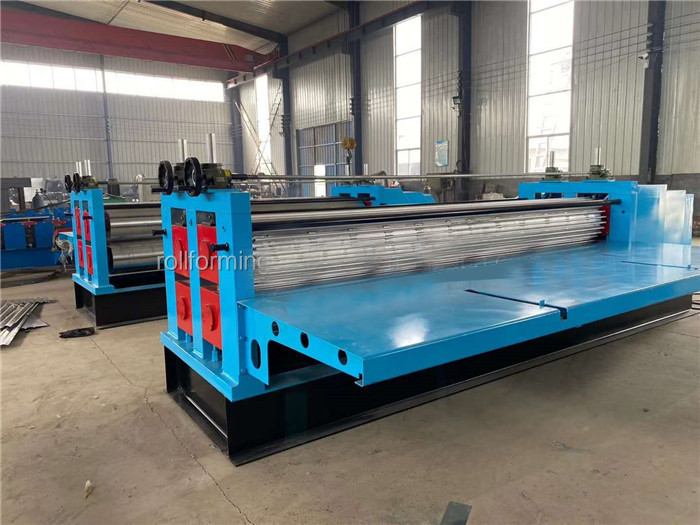 0.12-0.2mm Barrel Corrugated Roll Forming Machine สำหรับวัสดุสังกะสีบาง