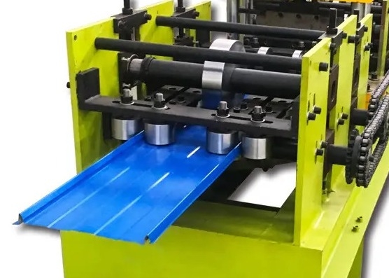 เครื่องขึ้นรูปม้วนผนังโลหะแบบยืนตะเข็บ Selflock Roll Forming Machine 3kw