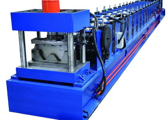 GI Highway Guardrail Roll Forming Machine ด้วยวัสดุเล็บตัด Cr12Mov และกระบอกกระบอกขนาด 80 มม