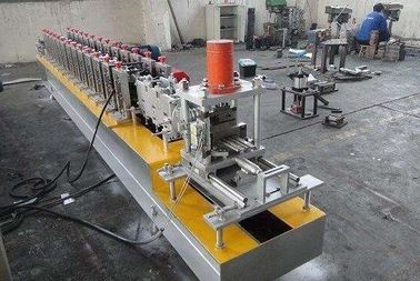 3KW เหล็กม้วนขึ้น 0.6mm ชัตเตอร์ประตูเครื่องขึ้นรูปเครื่อง