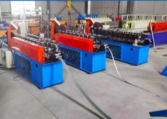 PLC ควบคุมมุมความหนา 0.8 มม. เครื่องขึ้นรูปกระดูกงู