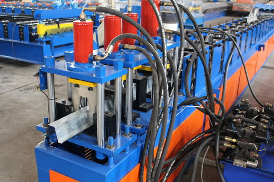 Ppgi Din Rail Roll เครื่องขึ้นรูป Omega Profile Stud Making
